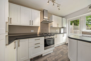Kitchen- click for photo gallery